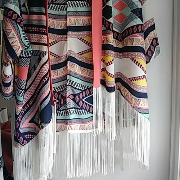 Plus size kimono - Picture 3 of 3